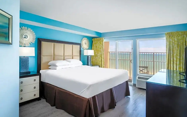 3 Bedrooms Sextuple Suite oceanfront