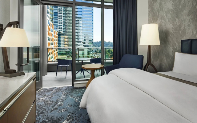 Grand Quadruple room with balcony