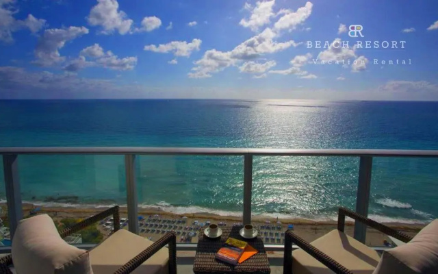 Apartment oceanfront