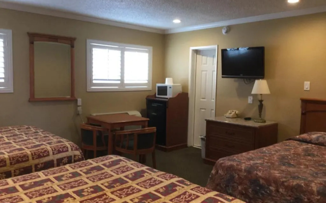 Standard Family room