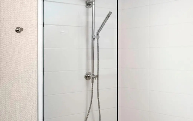2 Bedrooms Double Suite
