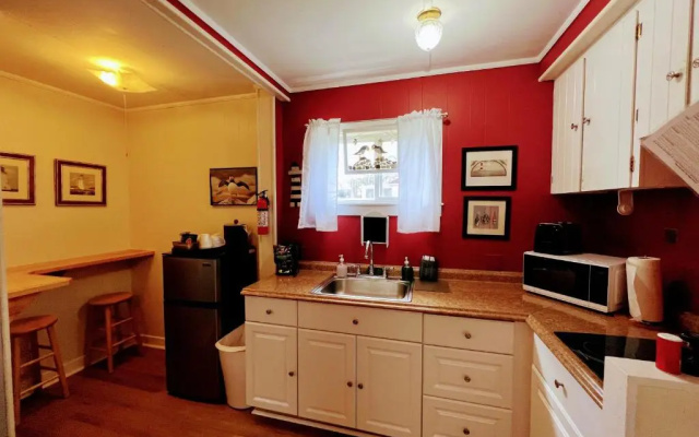 2 Bedrooms Cottage