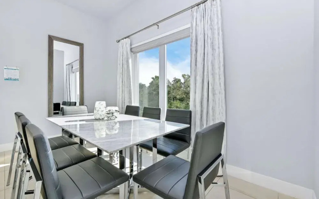 5 Bedrooms Deluxe Duplex room with balcony