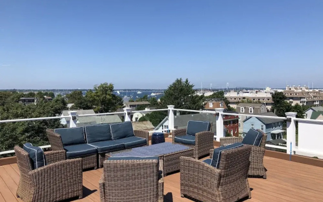 3 Bedrooms Luxury room with harbour view