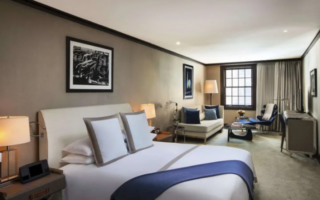 Premier room