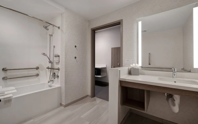 Double Suite