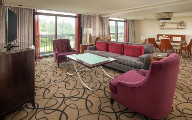 1 Bedroom Presidential Suite with balcony