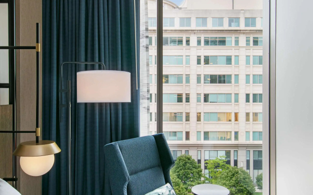 Deluxe Double room with city view
