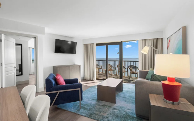 2 Bedrooms Deluxe room oceanfront