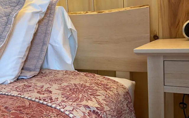 Deluxe Double Basement room with balcony