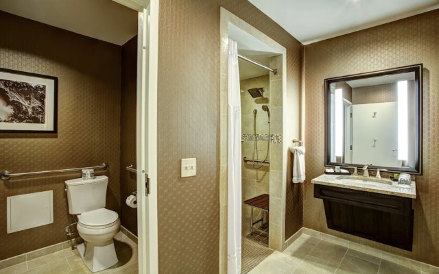 Classic Quadruple room with balcony