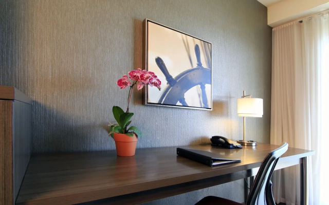 Standard Double room with water view