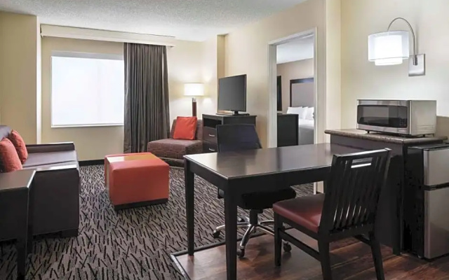 Deluxe Double Suite