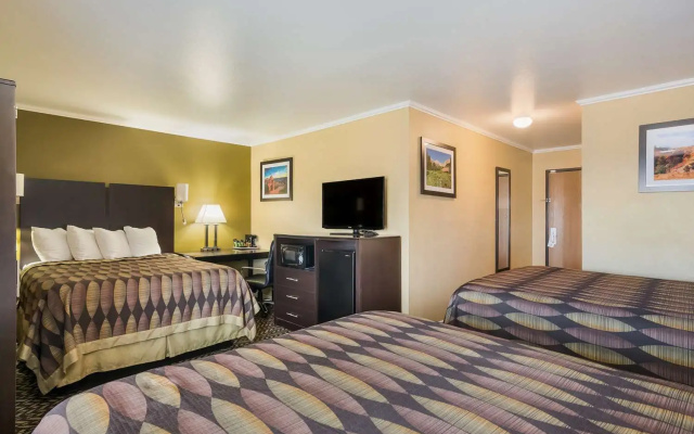Sextuple Suite