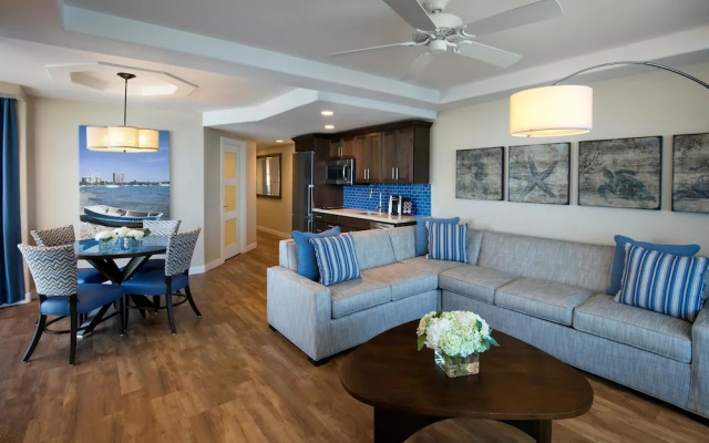 1 Bedroom Premium Suite beachfront