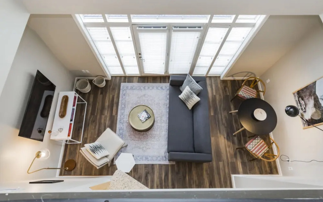 Superior Apartment