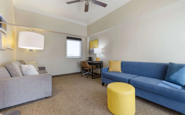 Deluxe Quadruple Suite with balcony