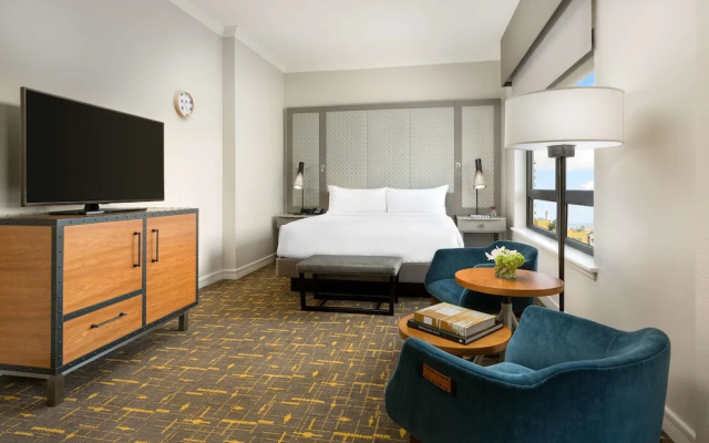 Premier room