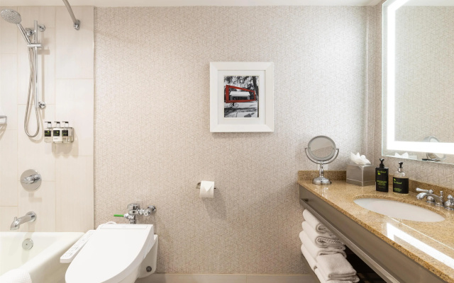 No desk Double room
