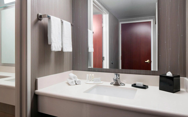 2 Bedrooms Double Suite