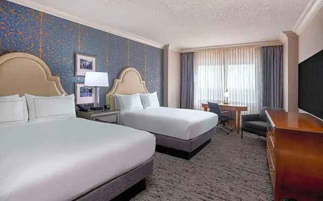 High floor Quadruple room with city view
