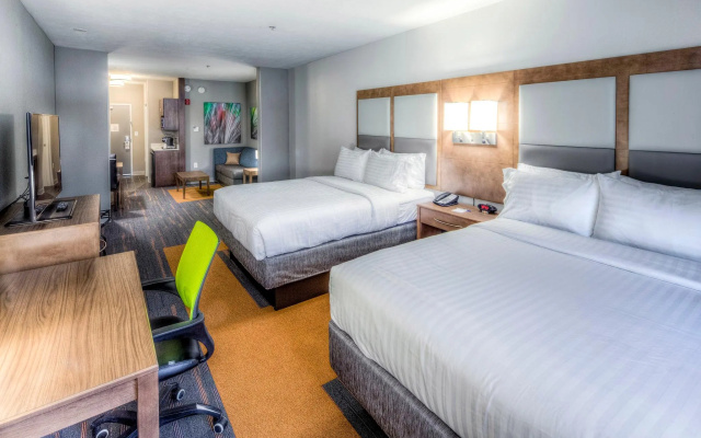 Double Suite
