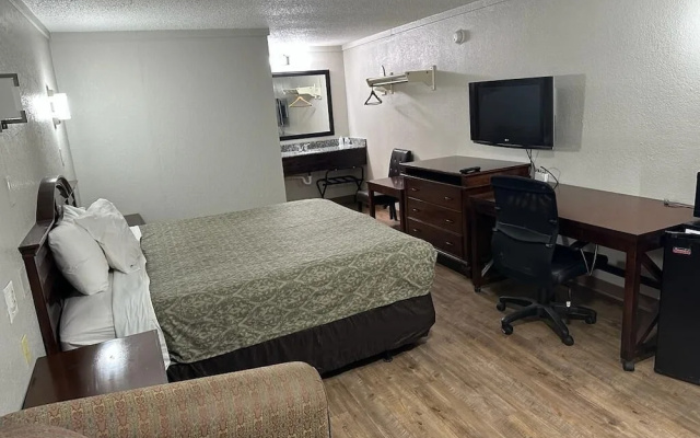Economy room