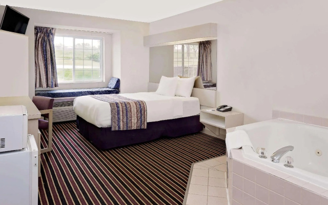 Deluxe Double Suite