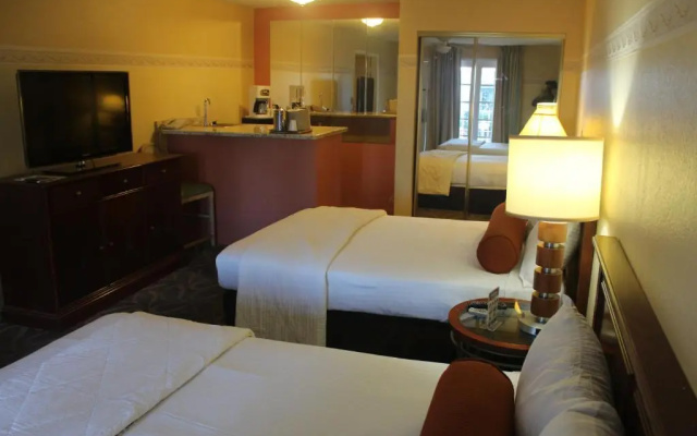 Standard Triple room