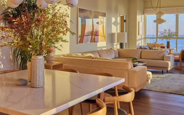 Suite with balcony