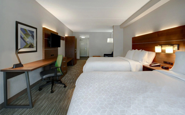 Quadruple Suite