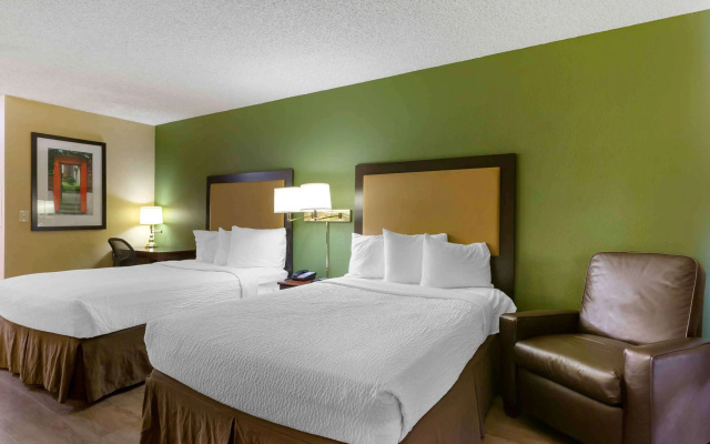Quadruple Suite