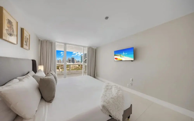 3 Bedrooms Deluxe Apartment with balcony