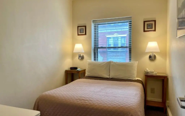 Economy room