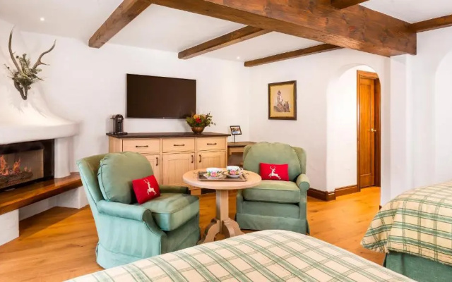 Deluxe Junior Suite