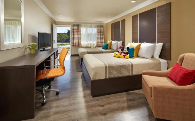 Standard Quadruple room