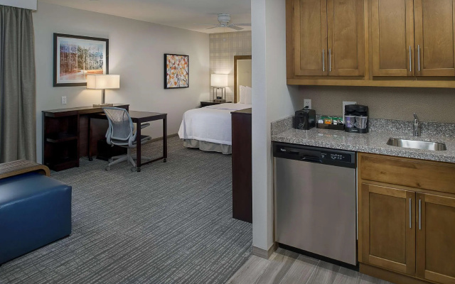 Deluxe Double Studio with courtyard view