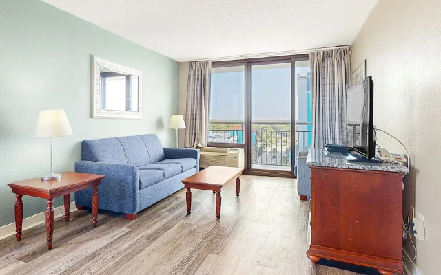1 Bedroom Standard Quadruple room with partial ocean view