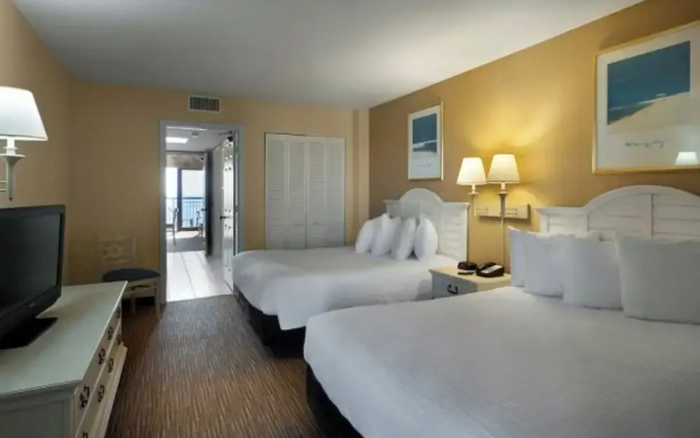 1 Bedroom Standard Double Suite with balcony and oceanfront