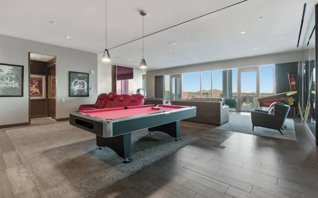 Standard Penthouse room with balcony