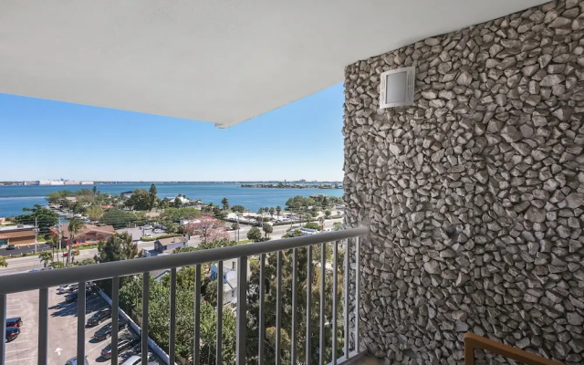 Double room with Boca Ciega bay view