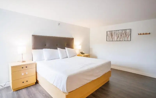 Premier room