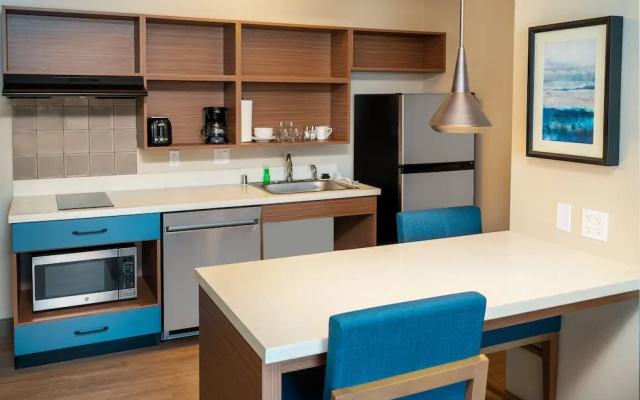 1 Bedroom Suite