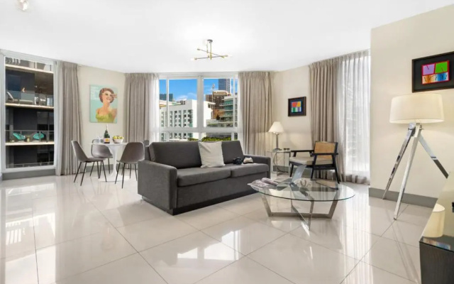 2 Bedrooms Apartment
