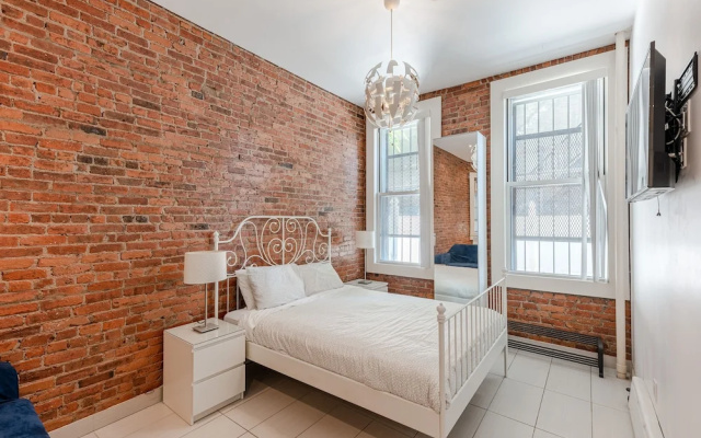 Quadruple Apartment