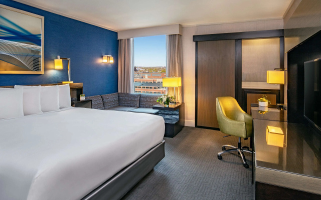 Double room with city view