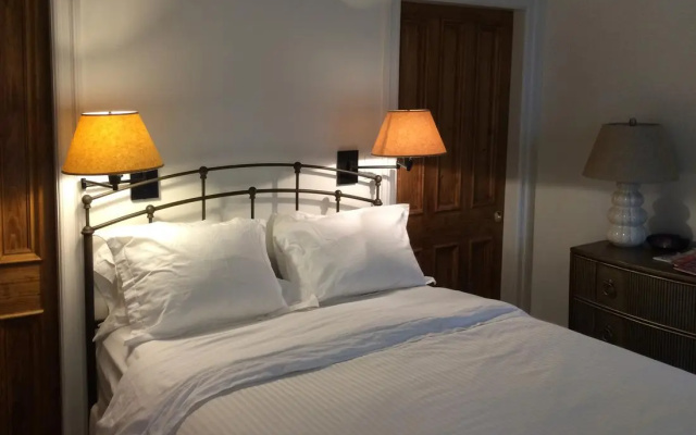 Standard Double room with garden view