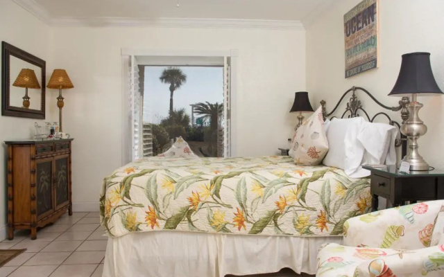 Deluxe Double room with partial sea view