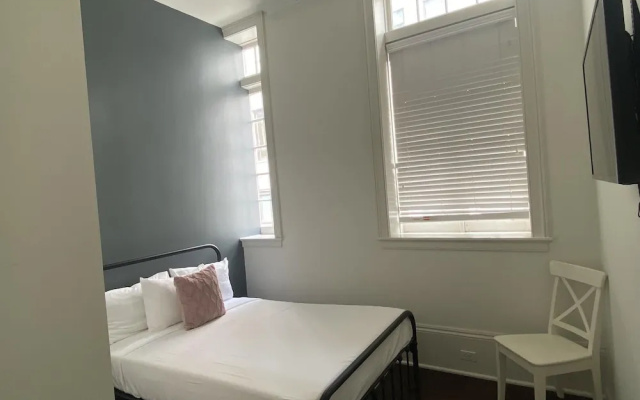 Economy room