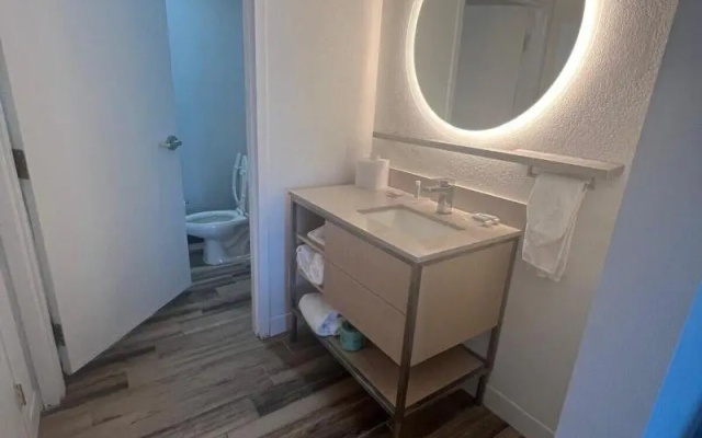 1 Bedroom Double Suite